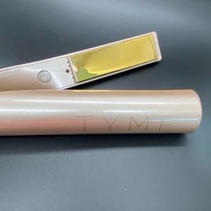 New Not in Box! Tyme Iron in Heat Sleeve